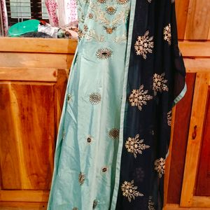 Gown+Dupatta