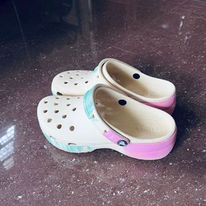 Og Classic Platform Crocs For Women