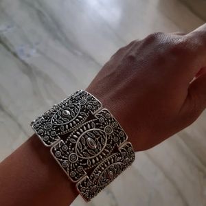 flower type heavy black metal bracelet