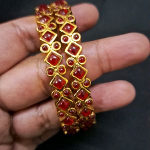 Beautiful maroon and gold Bangles 2.8