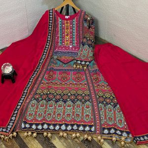 TUHI-2 HEAVY FANCY PAIR WITH DUPATTA SET•