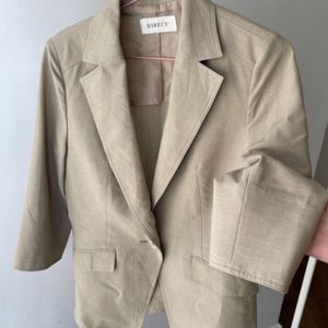 OVERSIZED BEIGE BLAZER FOR WOMEN- L/XL SIZE