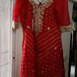 Red Bandhani Top And Dupatta