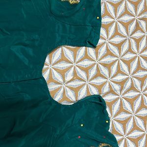 Bandhej Saree With Two Blouse And Wit Fall