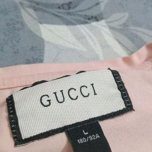 PREMIUM GUCCI TSHIRT WORTH $75 COMMENT YOUR RATE!