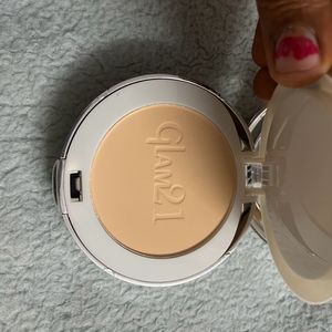 Glam21 Foundation And Compact