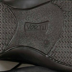 Vorth Brand Men Black Lace-up Leather Formal Shoes