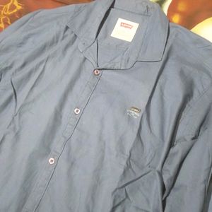 Levi's Brand New Shirt