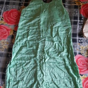 Zardosi Women Kurti Green Color