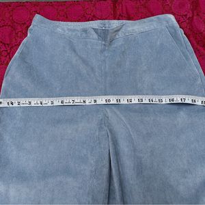 Women's Sleek Corduroy Short Length Pant