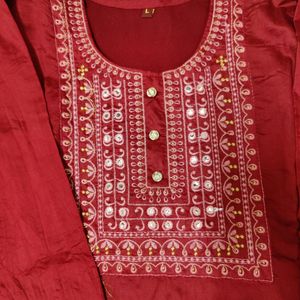 Unused Kurti Pant With Dupatta