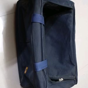 Travelling Bag With Wheels