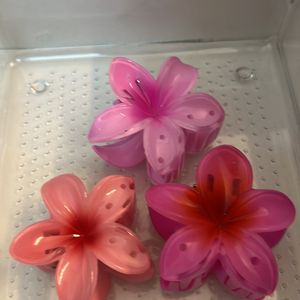 Hawaiian Pinterest Flower Claw Clips