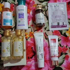 Skincare Combo Pack Of 8 Only @149/-