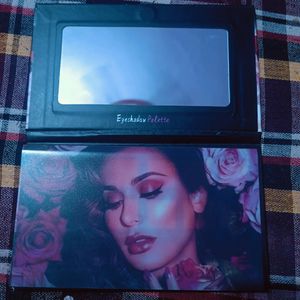 Eyeshadow Pallete Like New