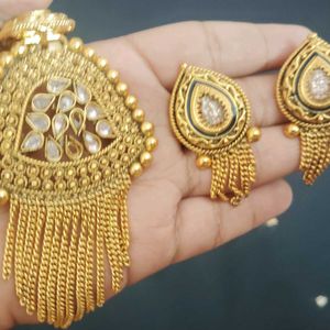 Rajwada Jewellery Set