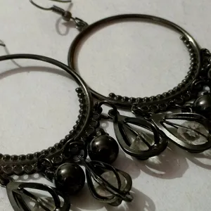 Mettalic Black Earrings