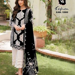 New Standard Pakistani Poshaq Dresses Beautiful Dr