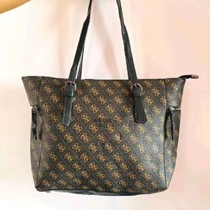 Guess brown monogram shoulderbag