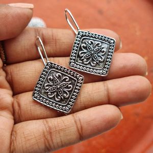 Casual Oxidised Hook Earrings