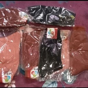 3socks Free+ New double Bedsheet With 2pillow