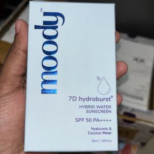 Moody 7D Hydra Boost Sunscreen