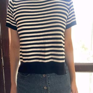 A Cute Crop Top With Boxy Shape.