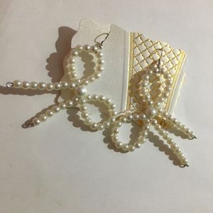 Pearl Bead Bow Dangling Earrings