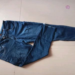 Ankle Length Strachable Jeans