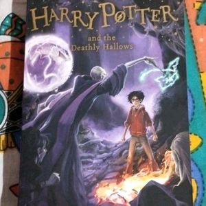 Harry Potter Book 7: The Deathly Hallows