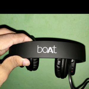 Boat Rockerz Headset