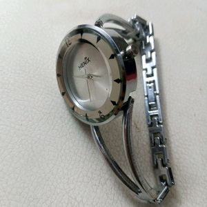 Watch for women's