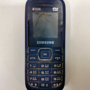 Samsung Guru FM Plus Keypad Mobile Phone
