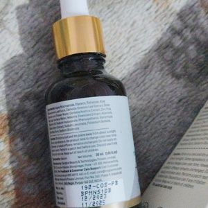 Myglamm 10% Niacinamide Clarifying Serum