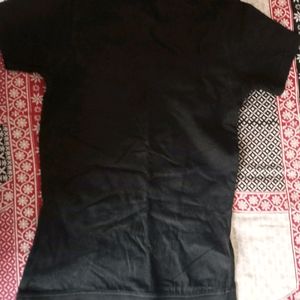 Black T-shirt