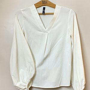 Coquette core aesthetic full sleeve white top