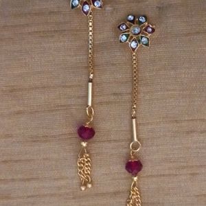 Sui Dhaga Earrings