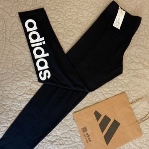 New With Tag Adidas Essentials Logo Leggings