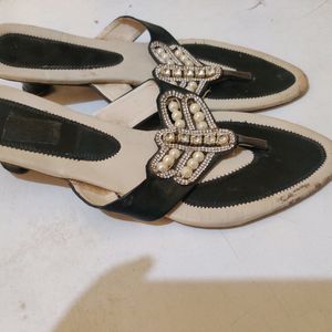 Black Sandals ❣️💞 Coins - 999 Cash - 299