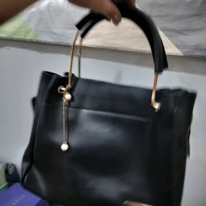 Hand bag