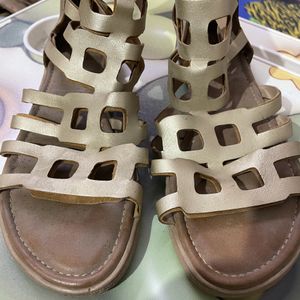 Women glider sandals