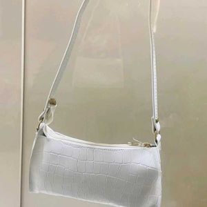 White Korean Shoulder Bag