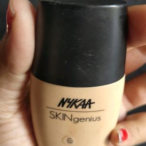 NYKAA Foundation Skin Genius