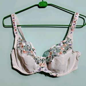 White Designer Bra From Fantasie