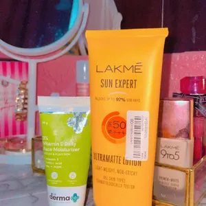 Combo Of Lakme Sunscreen + Moisturizer 🎀