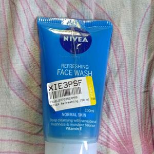 Nivea Refreshing Facewash 150ml