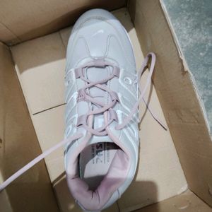 Sneakers For Women