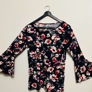 A-line floral top with Bell sleeves