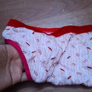 Women  Brief