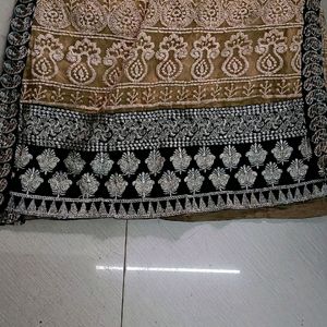 Beautiful Embroidery Kurti Set